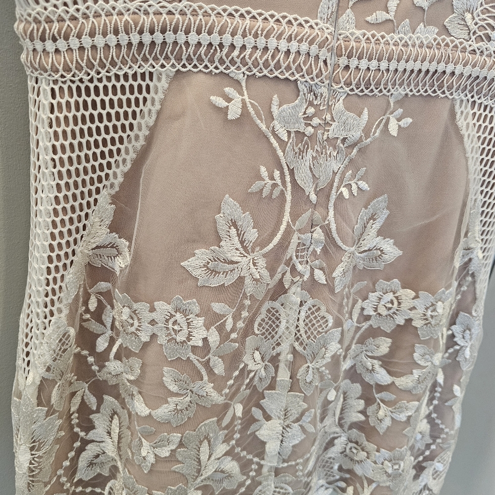 En Creme Lace Embroidery Sleeveless Mini Dress Woman's Large - Picture 7 of 16